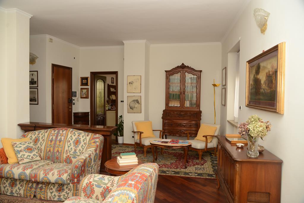 Casa Delle Ortensie Bed and Breakfast Alpignano Buitenkant foto
